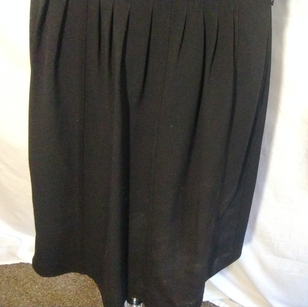 Calvin Klein TAG Shift Dress, Black, knee Lngth,  Sleeveless, Pleats, ZipUp, 2 - Picture 7 of 16